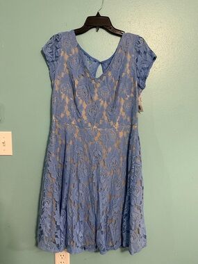 Lace Overlay Cap-Sleeve Dress in Light Blue